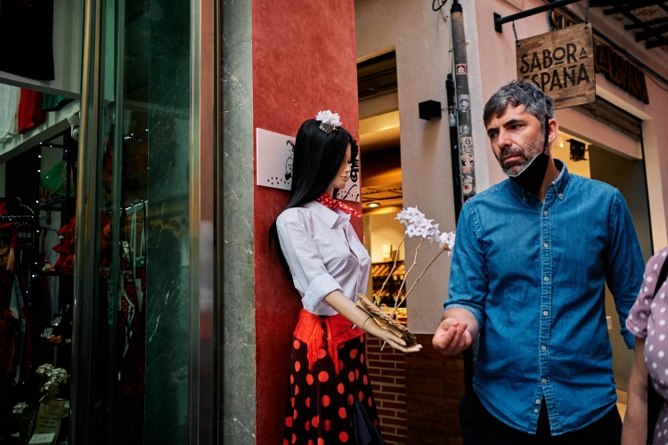 Taller y cursos de fotografia de calle en Malaga con Rober Tomás 